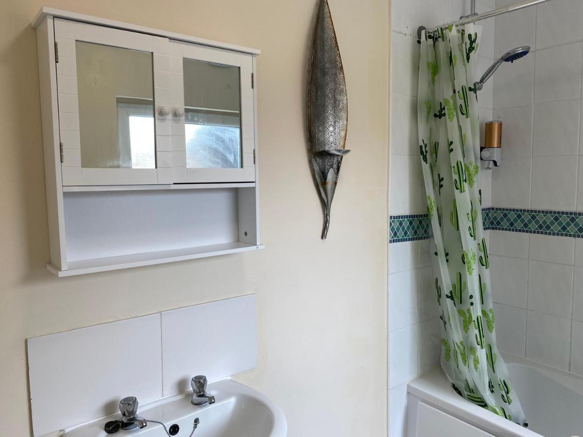 Serviced Property Apartment 1 Плимът Екстериор снимка